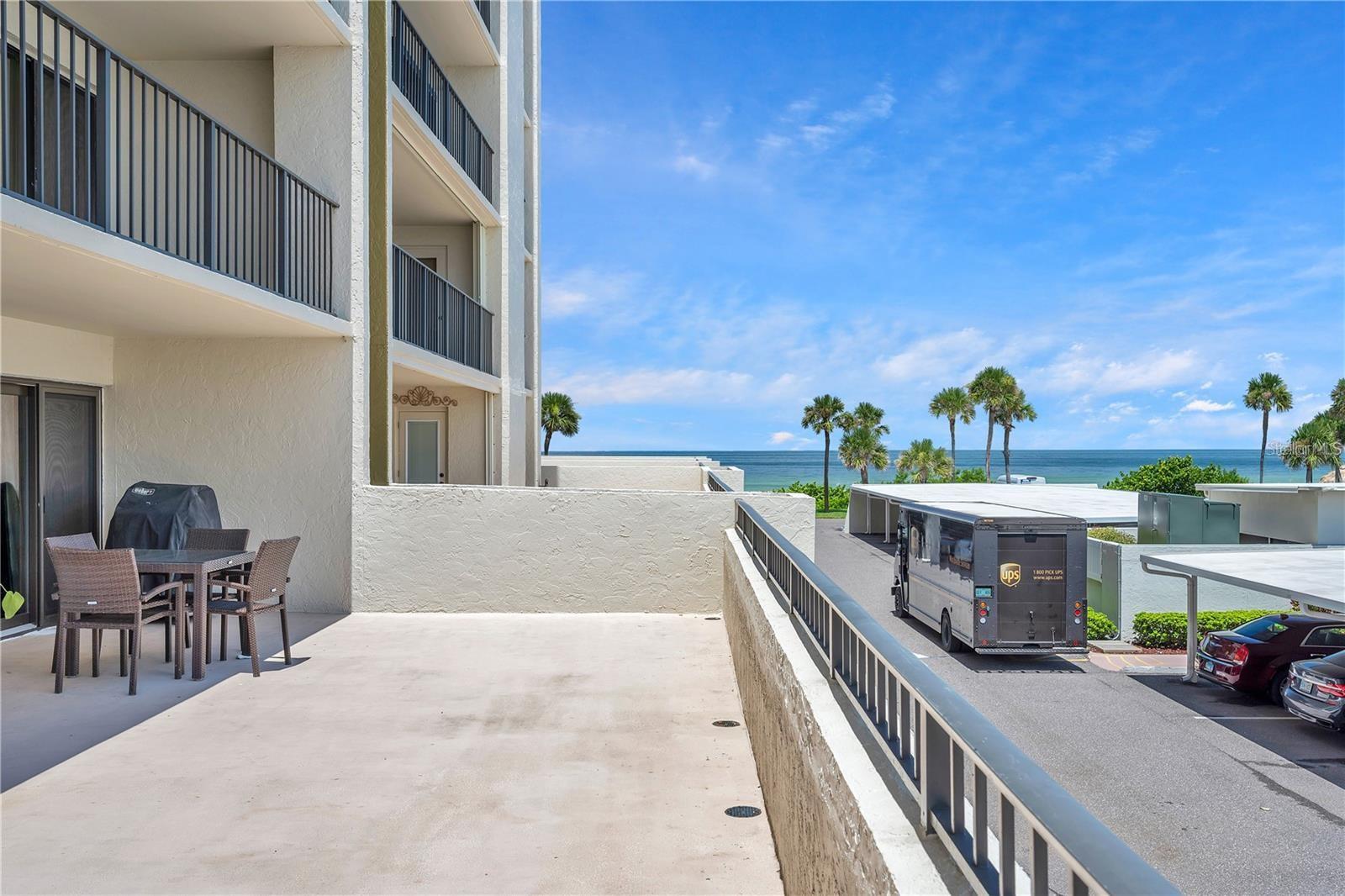 Listing photo id 27 for 1480 Gulf Boulevard 108