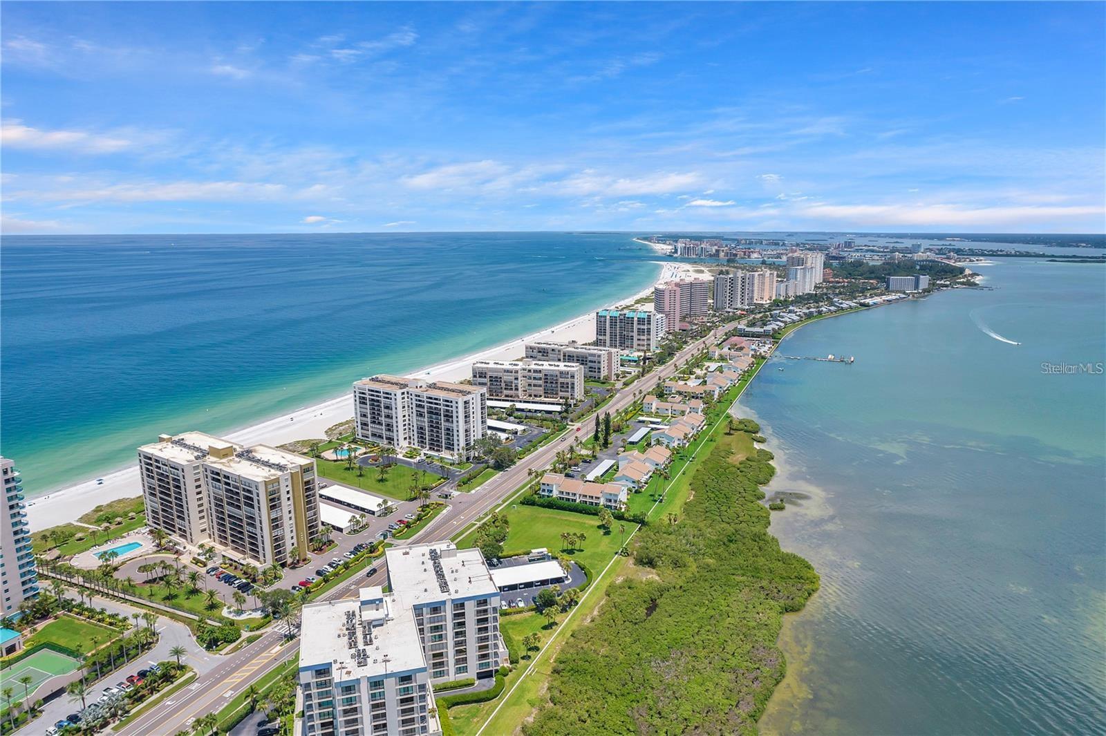 Listing photo id 31 for 1480 Gulf Boulevard 108
