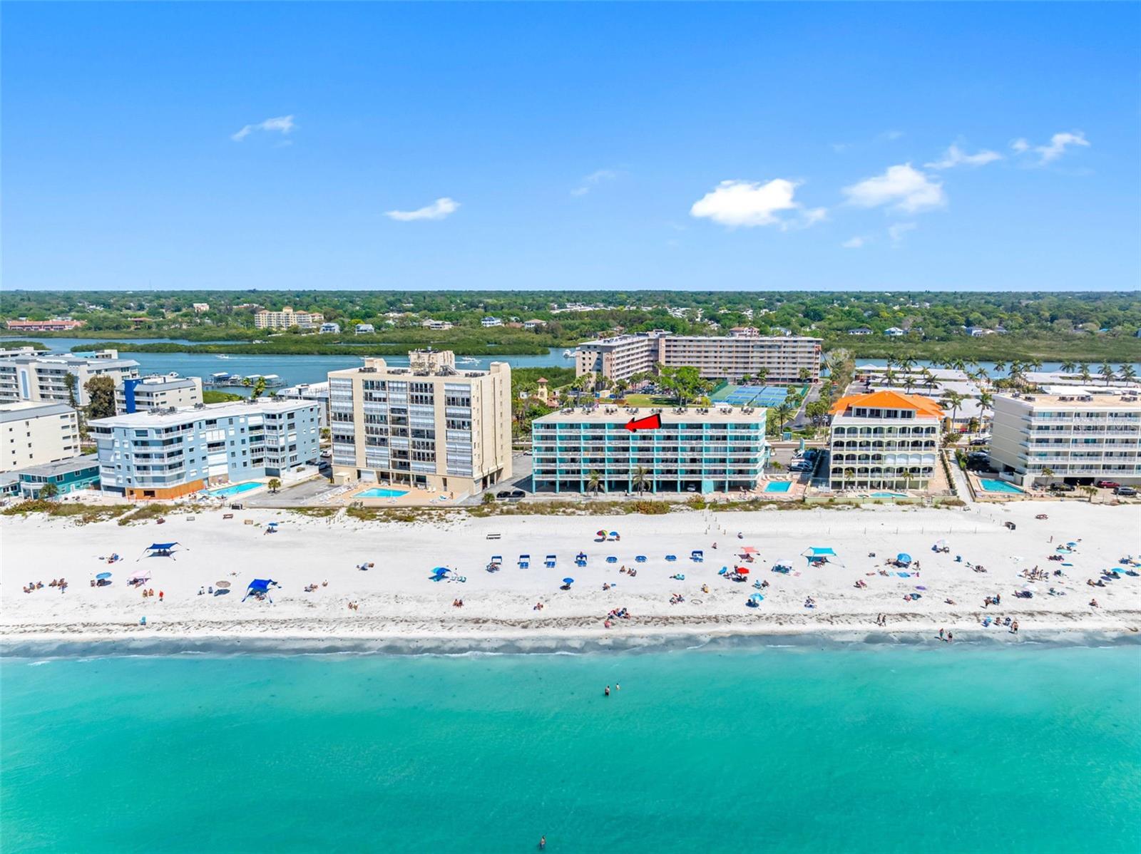 Image 27 of 67 For 19440 Gulf Boulevard 506