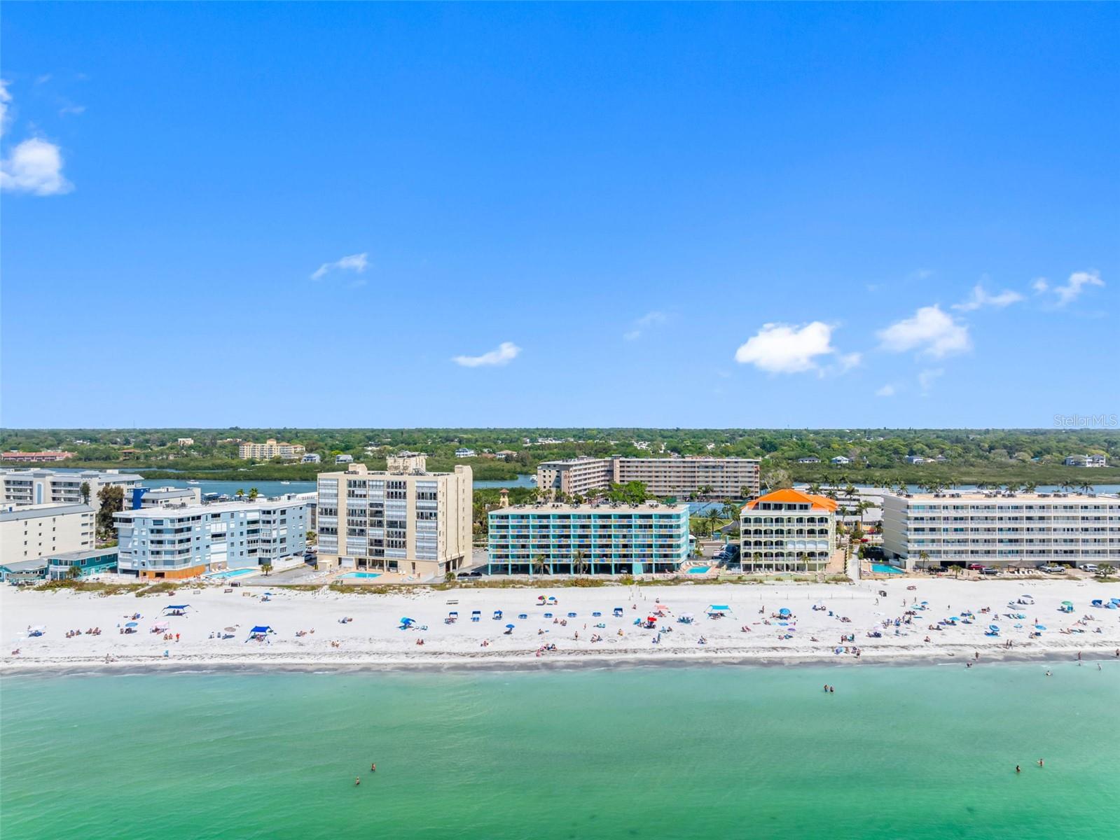 Image 31 of 67 For 19440 Gulf Boulevard 506