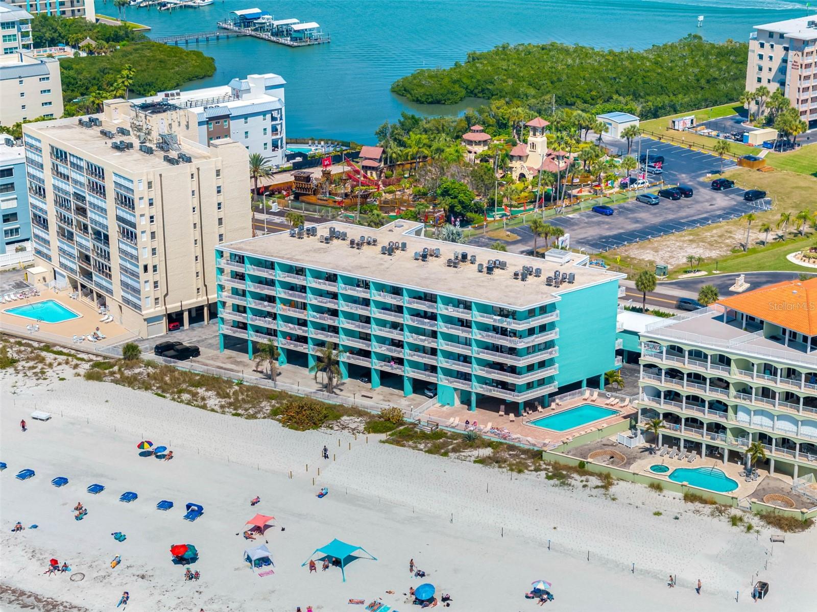 Image 37 of 67 For 19440 Gulf Boulevard 506