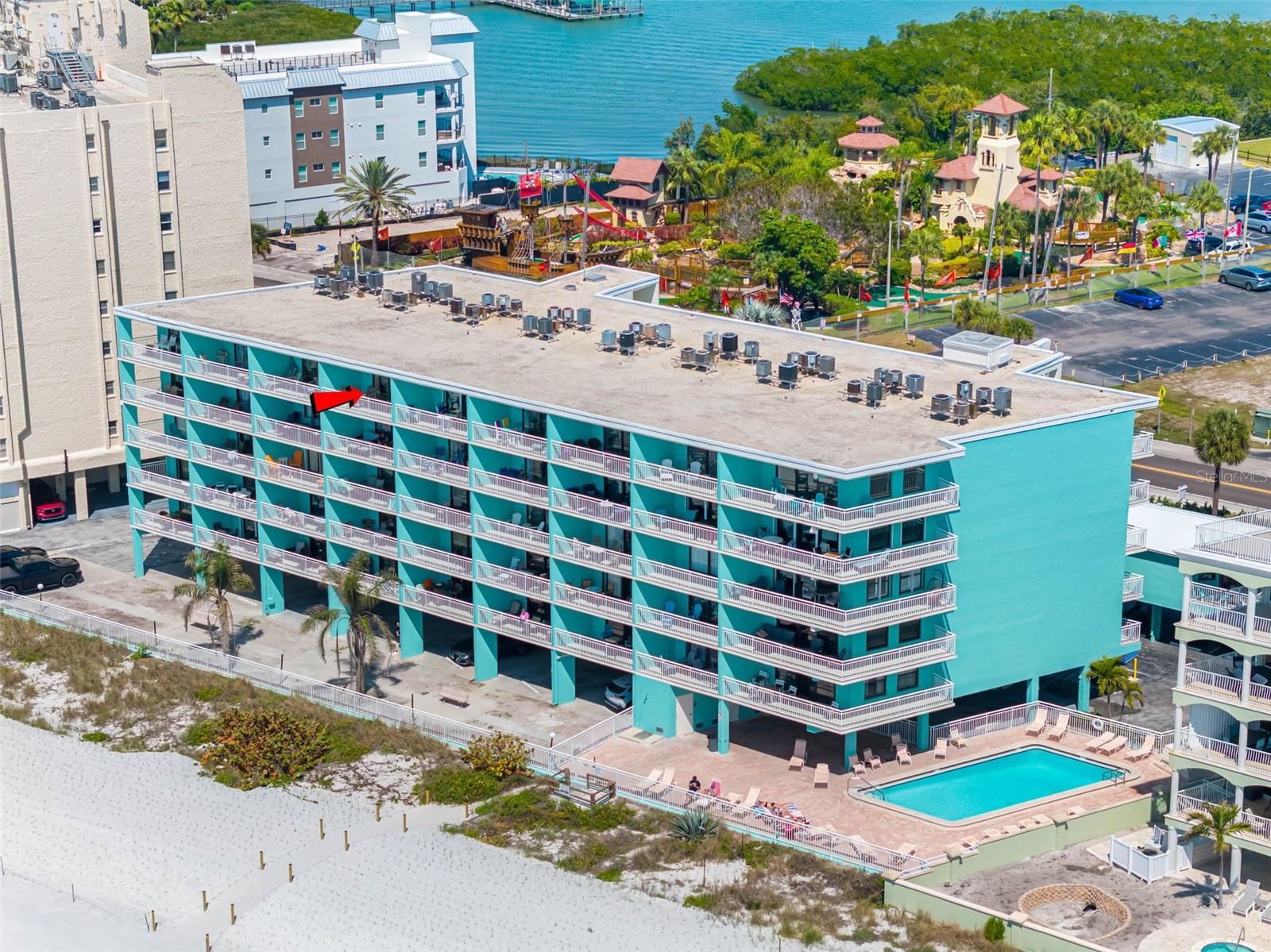 Image 40 of 67 For 19440 Gulf Boulevard 506