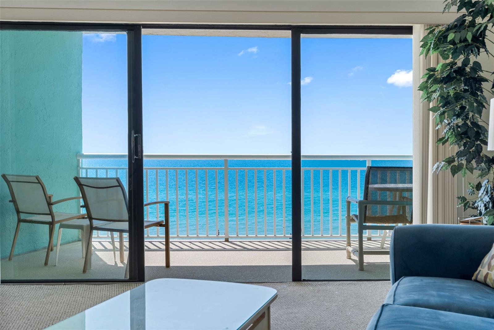 Image 48 of 67 For 19440 Gulf Boulevard 506