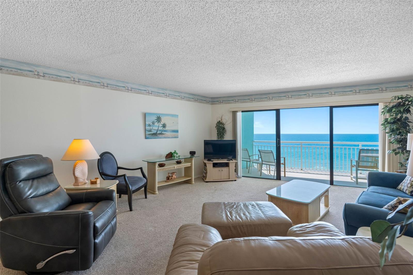 Image 5 of 67 For 19440 Gulf Boulevard 506