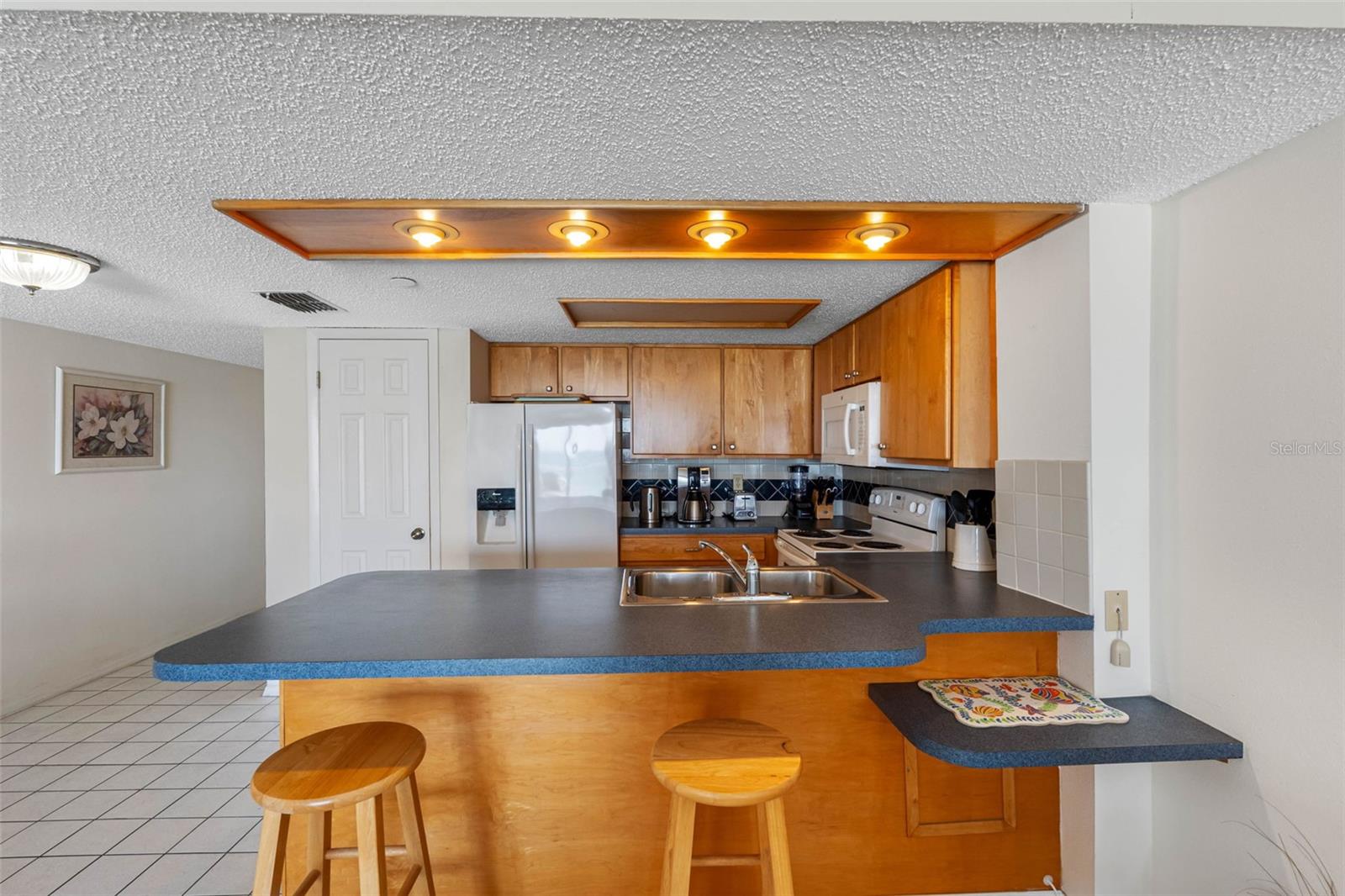 Image 53 of 67 For 19440 Gulf Boulevard 506