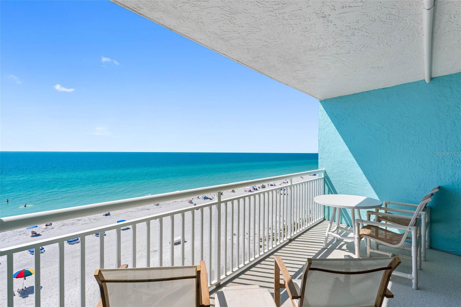 Image 6 of 67 For 19440 Gulf Boulevard 506