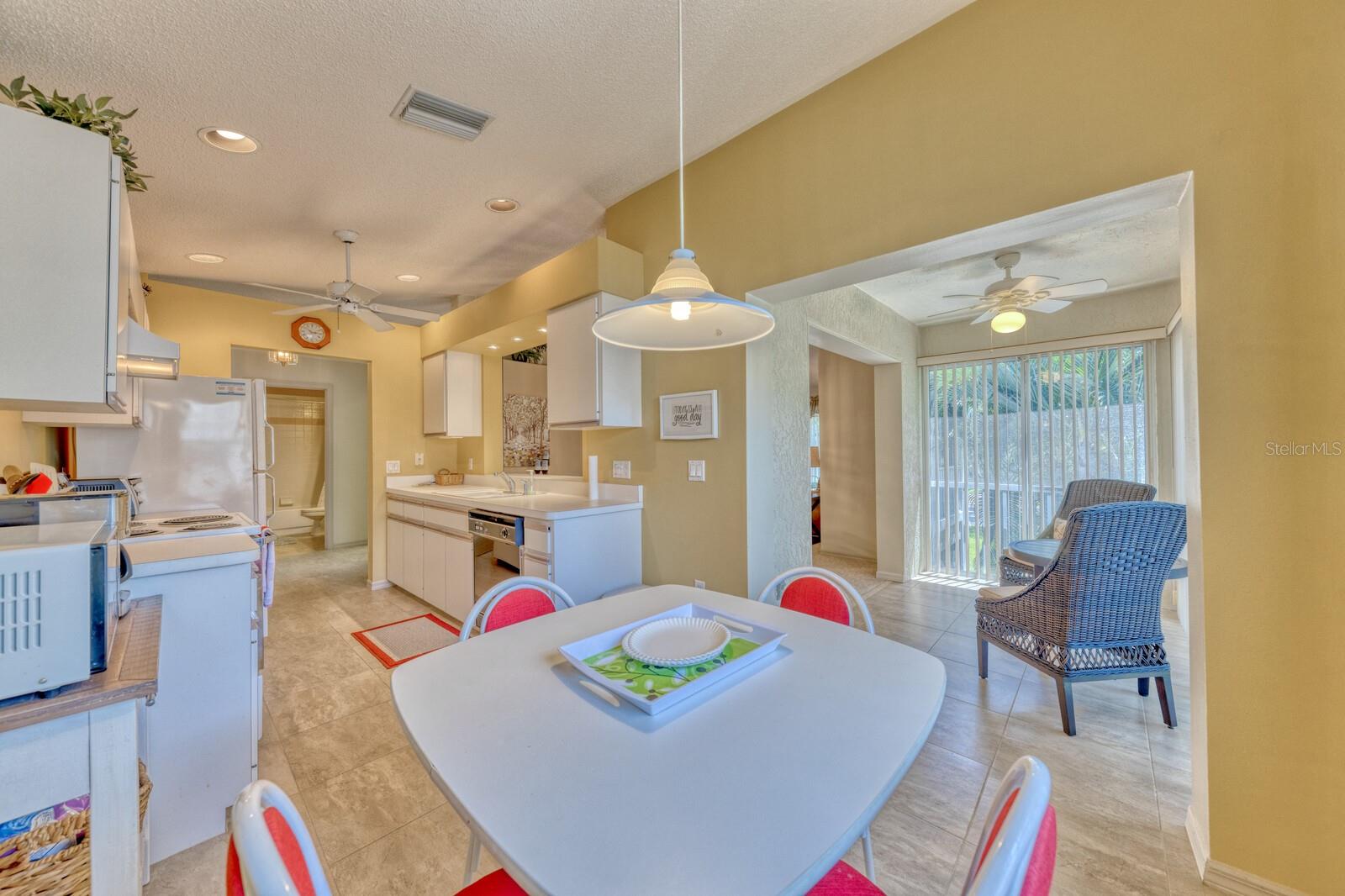 Image 21 of 41 For 5634 Sheffield Greene Circle 18