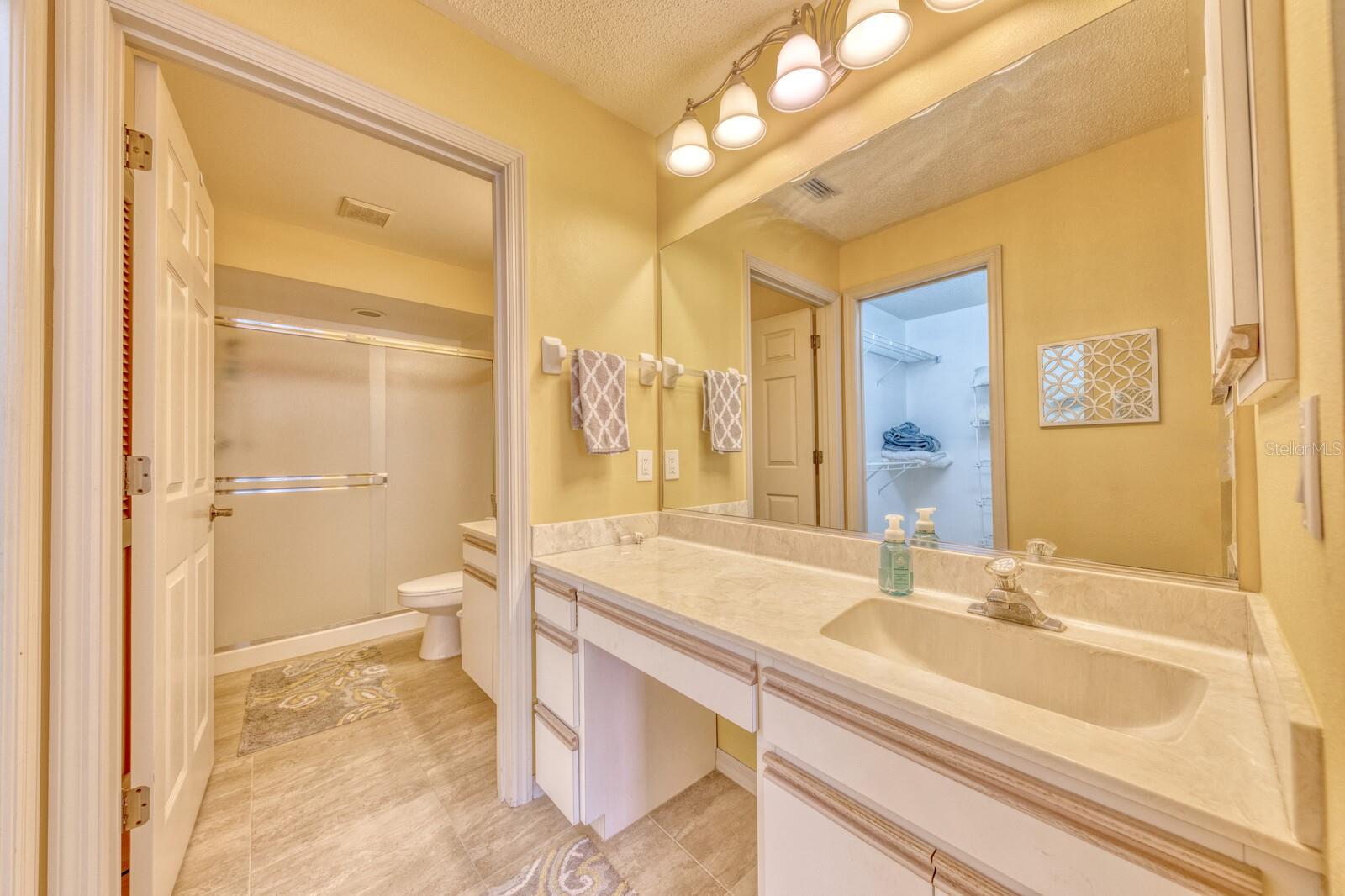 Image 33 of 41 For 5634 Sheffield Greene Circle 18