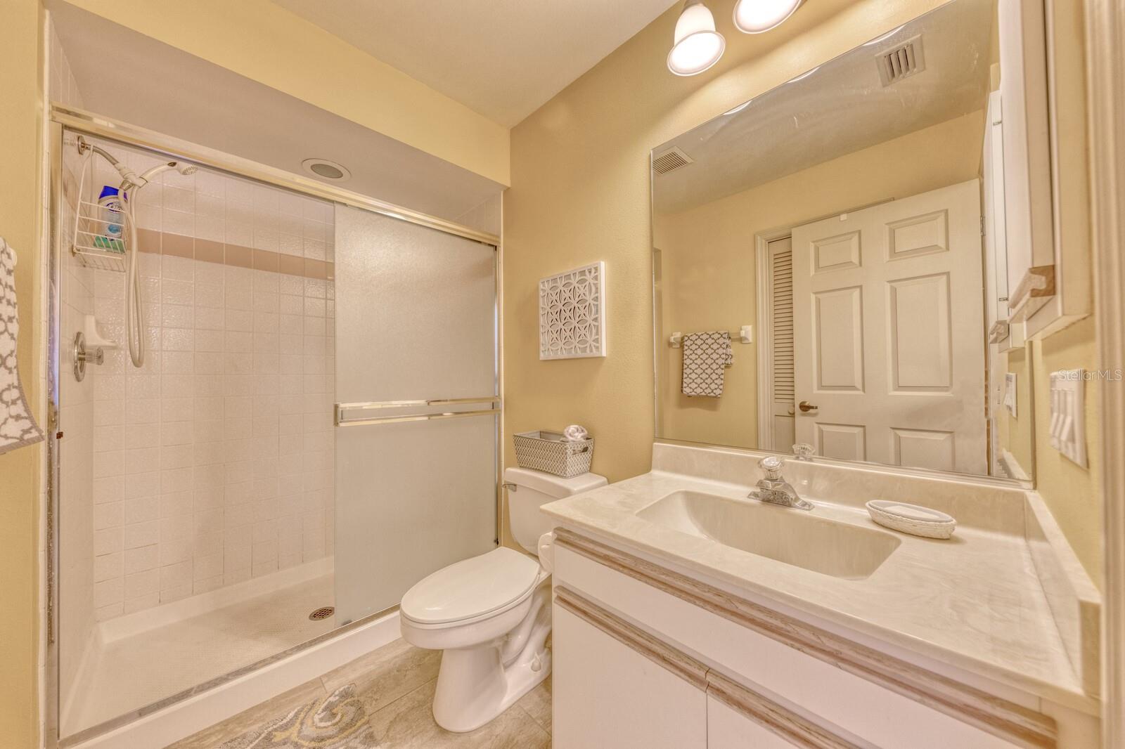 Image 34 of 41 For 5634 Sheffield Greene Circle 18