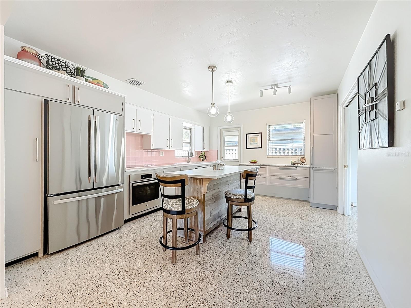 Image 14 of 34 For 5401 17th Avenue S