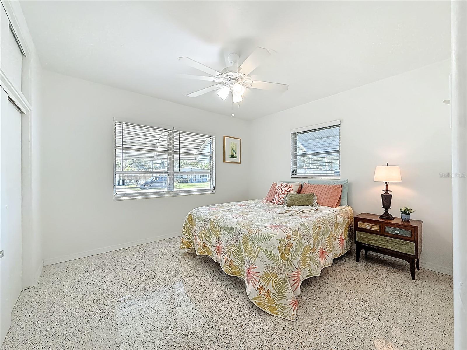 Image 20 of 34 For 5401 17th Avenue S