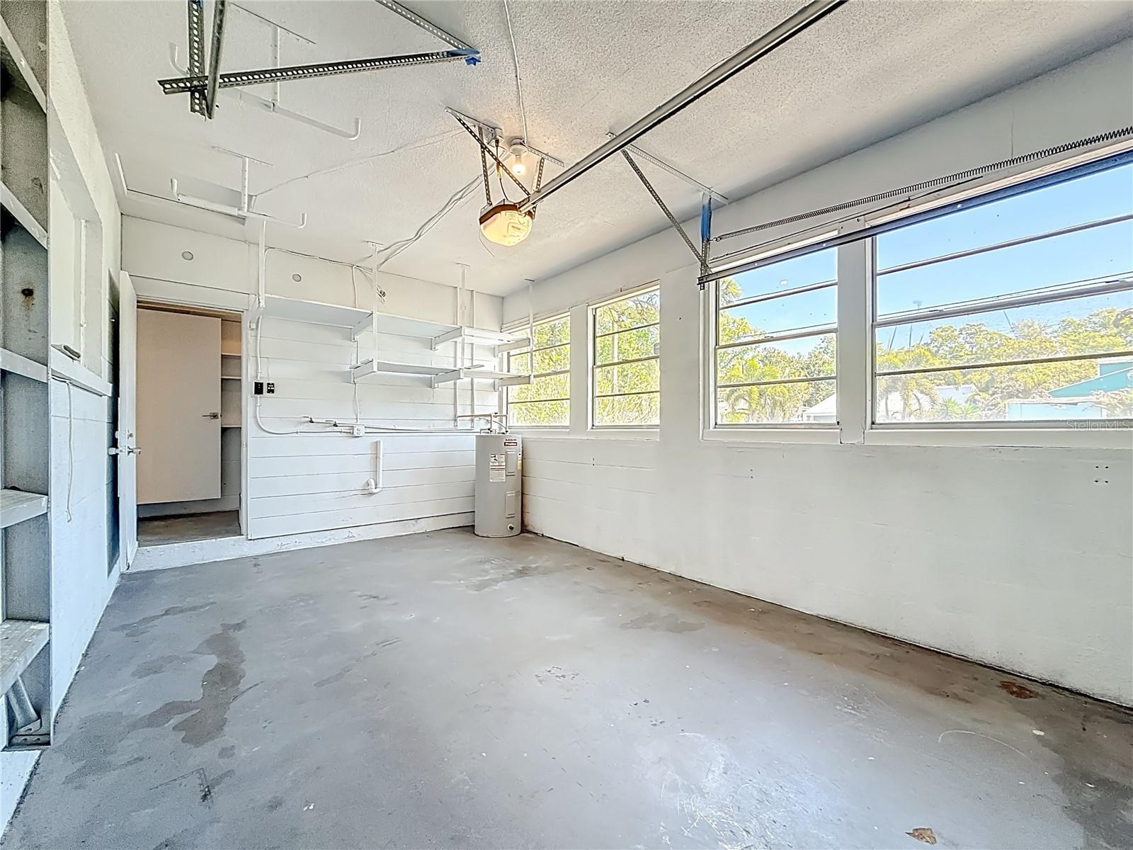 Image 25 of 34 For 5401 17th Avenue S