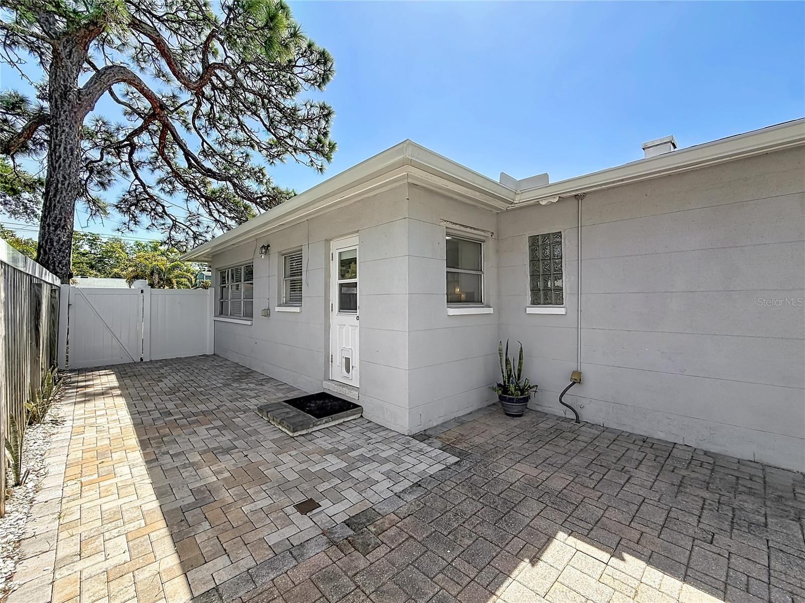 Image 26 of 34 For 5401 17th Avenue S