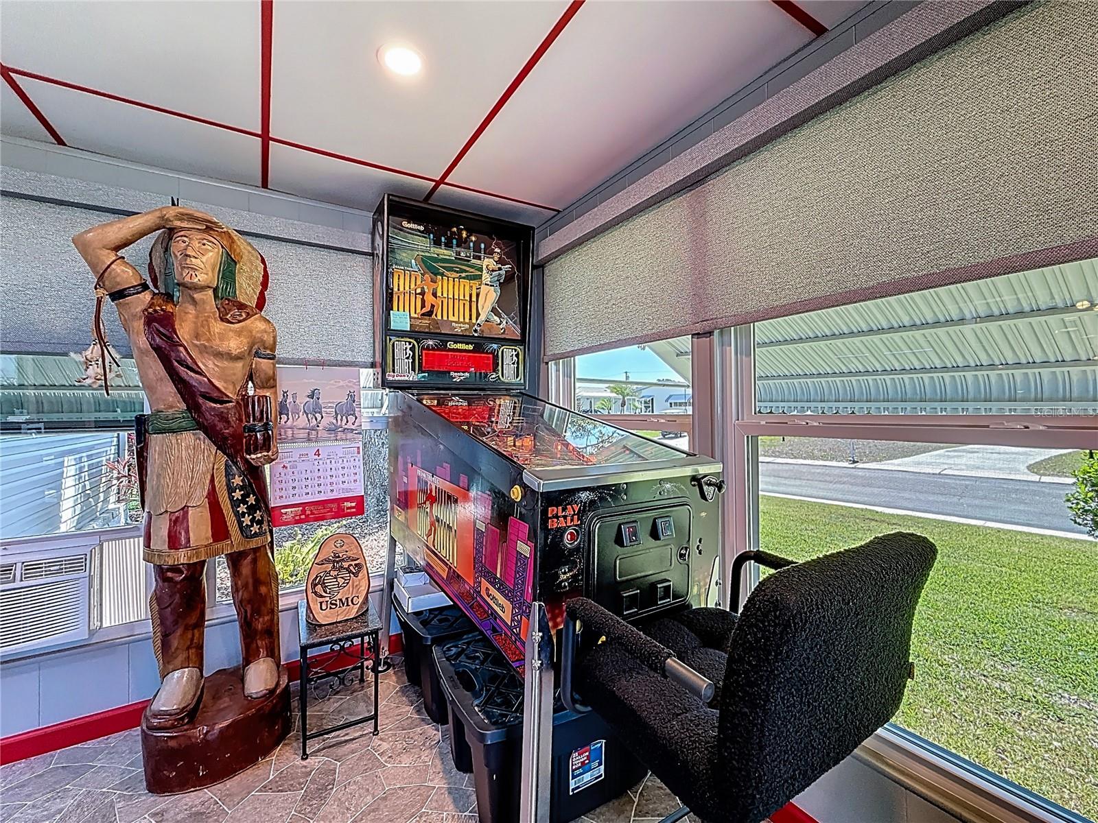 Image 33 of 44 For 32 William Penn Way 1