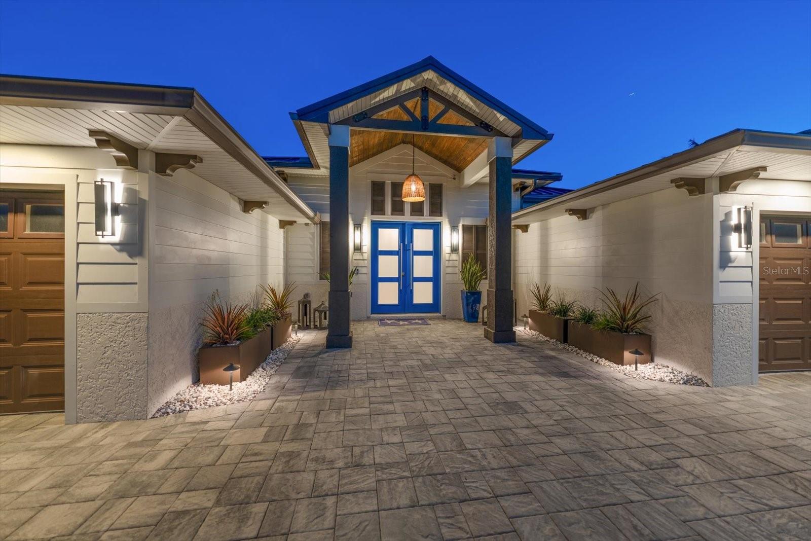 Listing photo id 2 for 540 20th Avenue