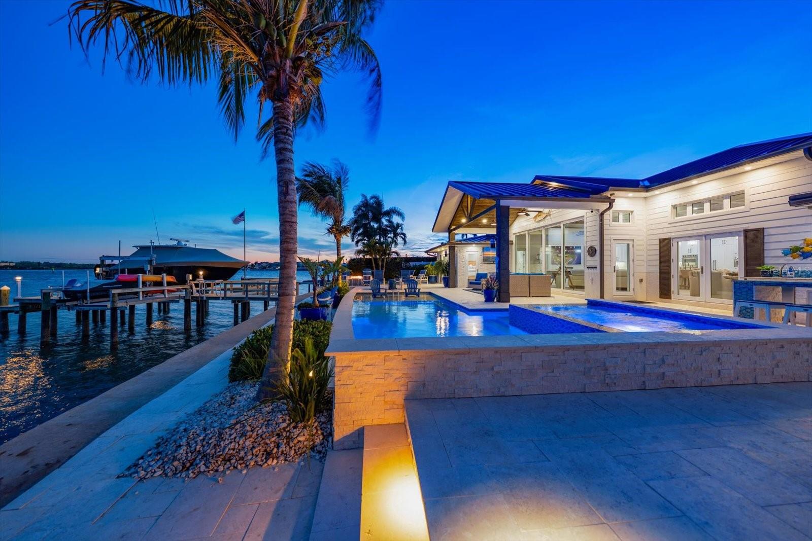 Listing photo id 6 for 540 20th Avenue