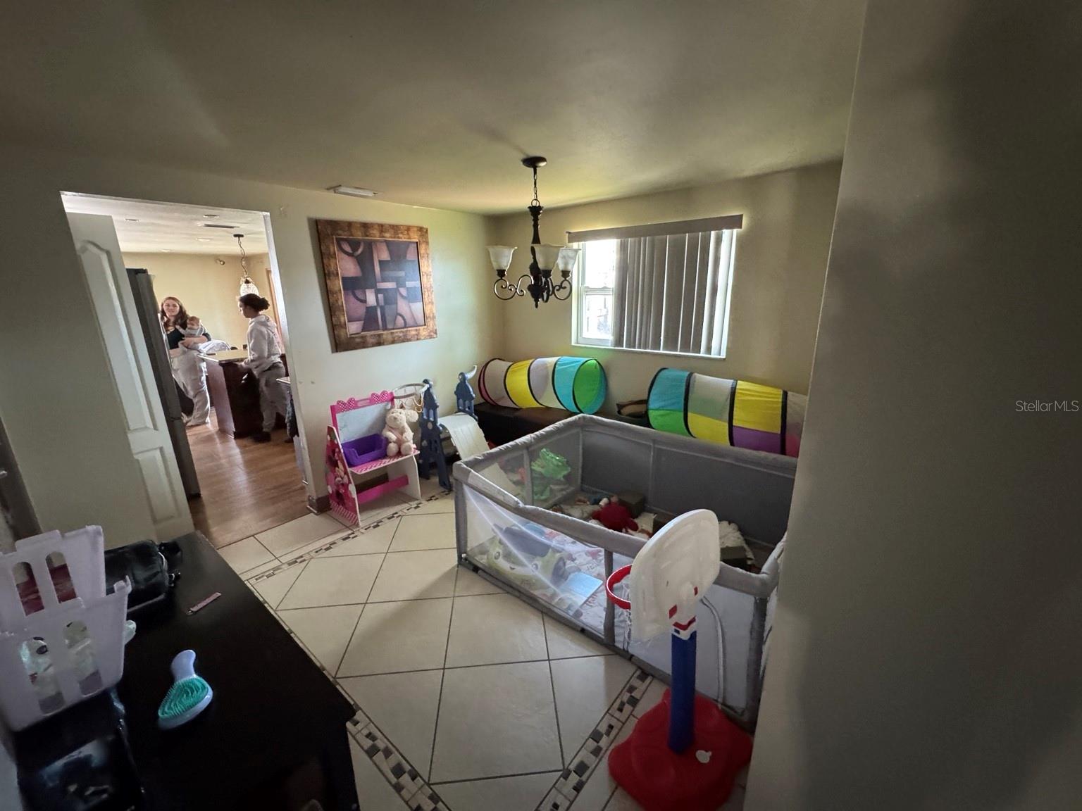 Image 12 of 35 For 9040 Crabtree Lane