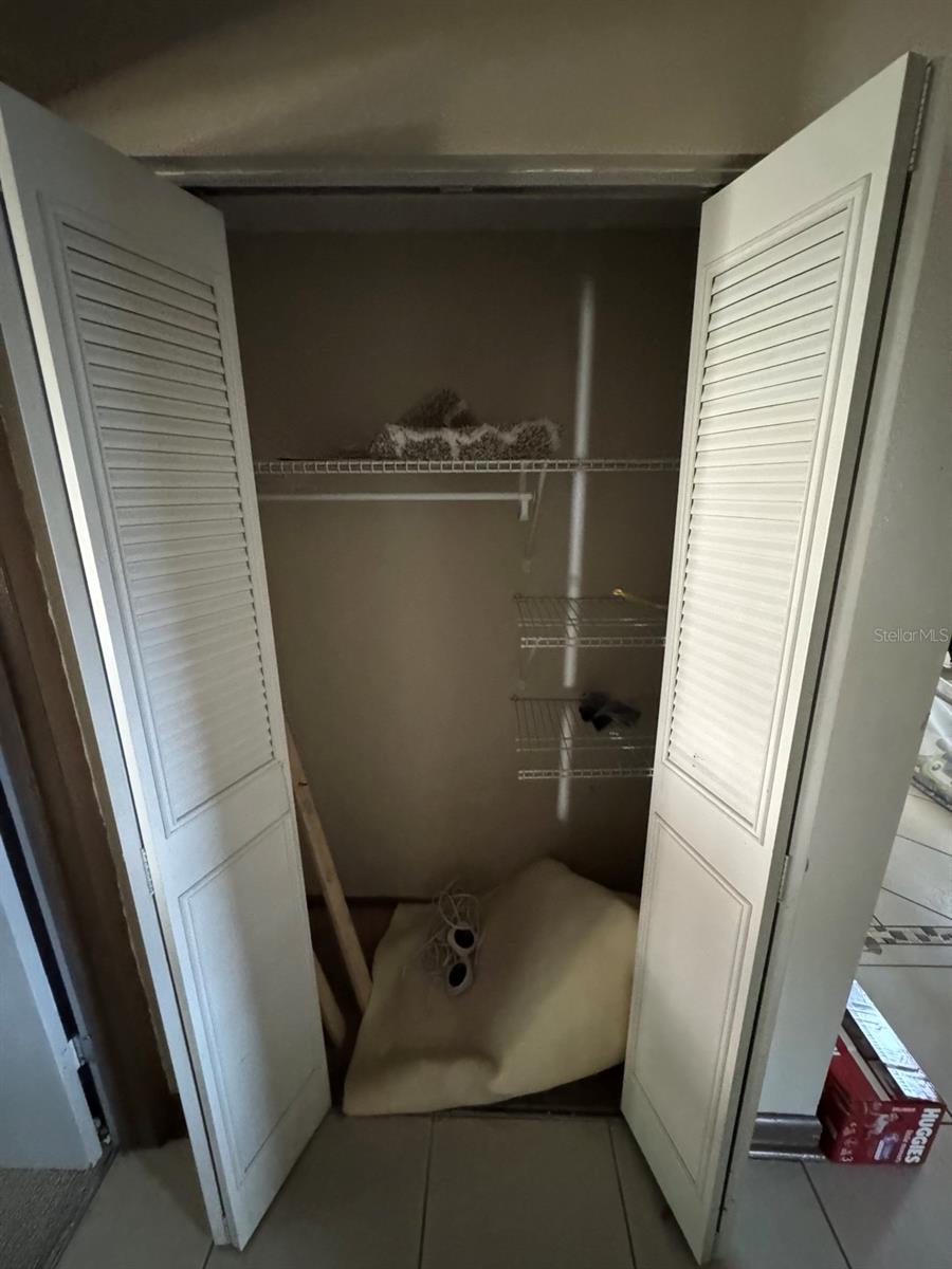 Image 17 of 35 For 9040 Crabtree Lane