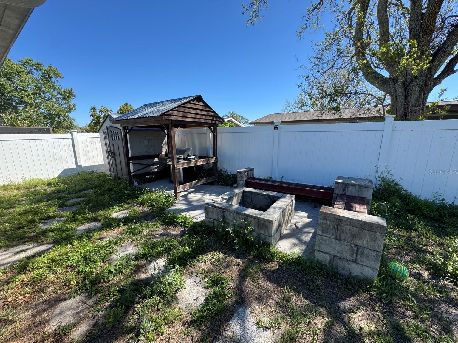 Image 29 of 35 For 9040 Crabtree Lane