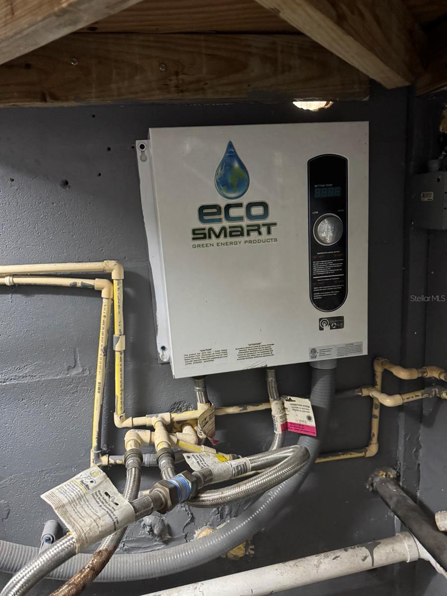 Image 35 of 35 For 9040 Crabtree Lane