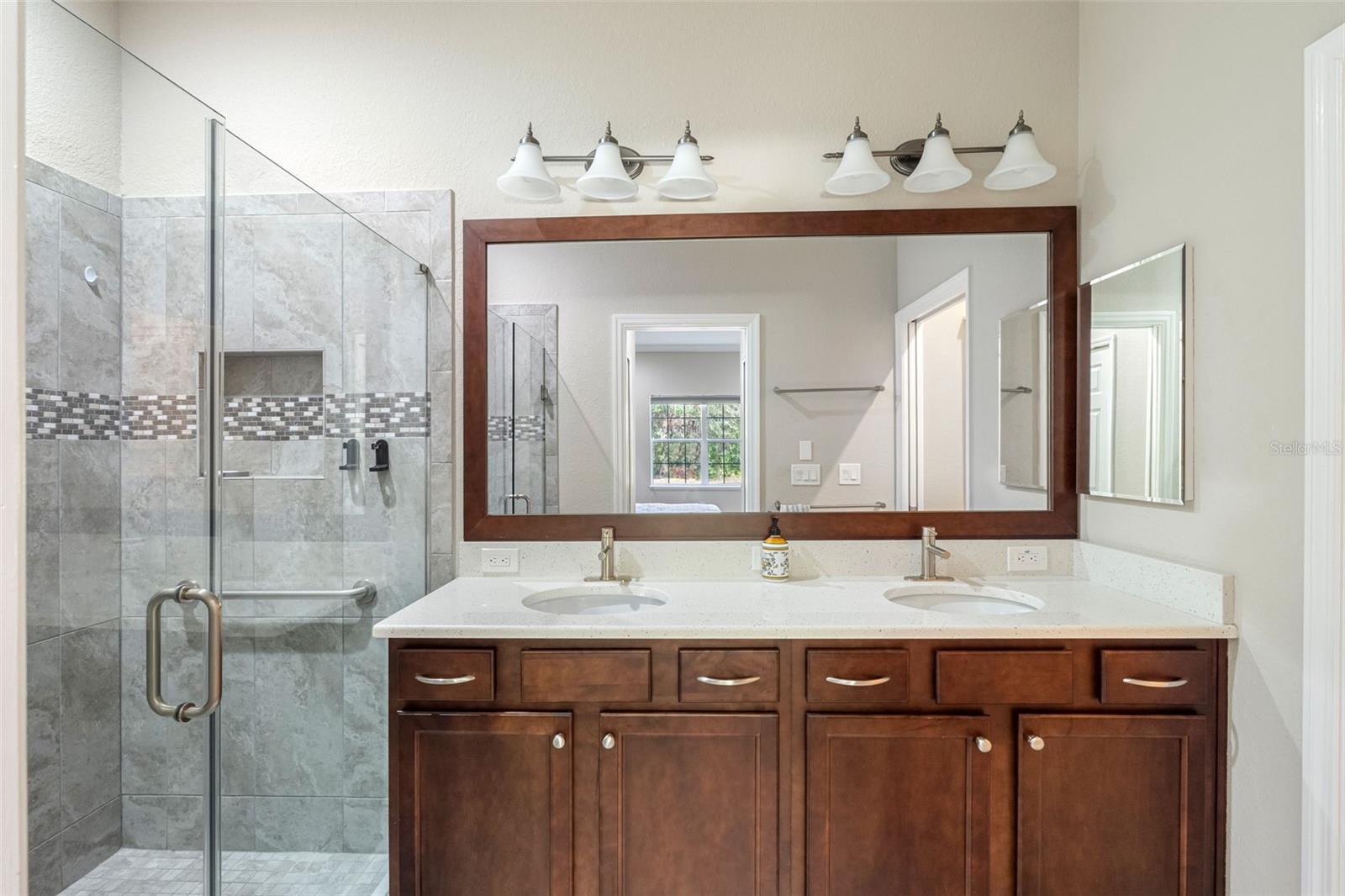 Image 24 of 62 For 29943 Ganga Way