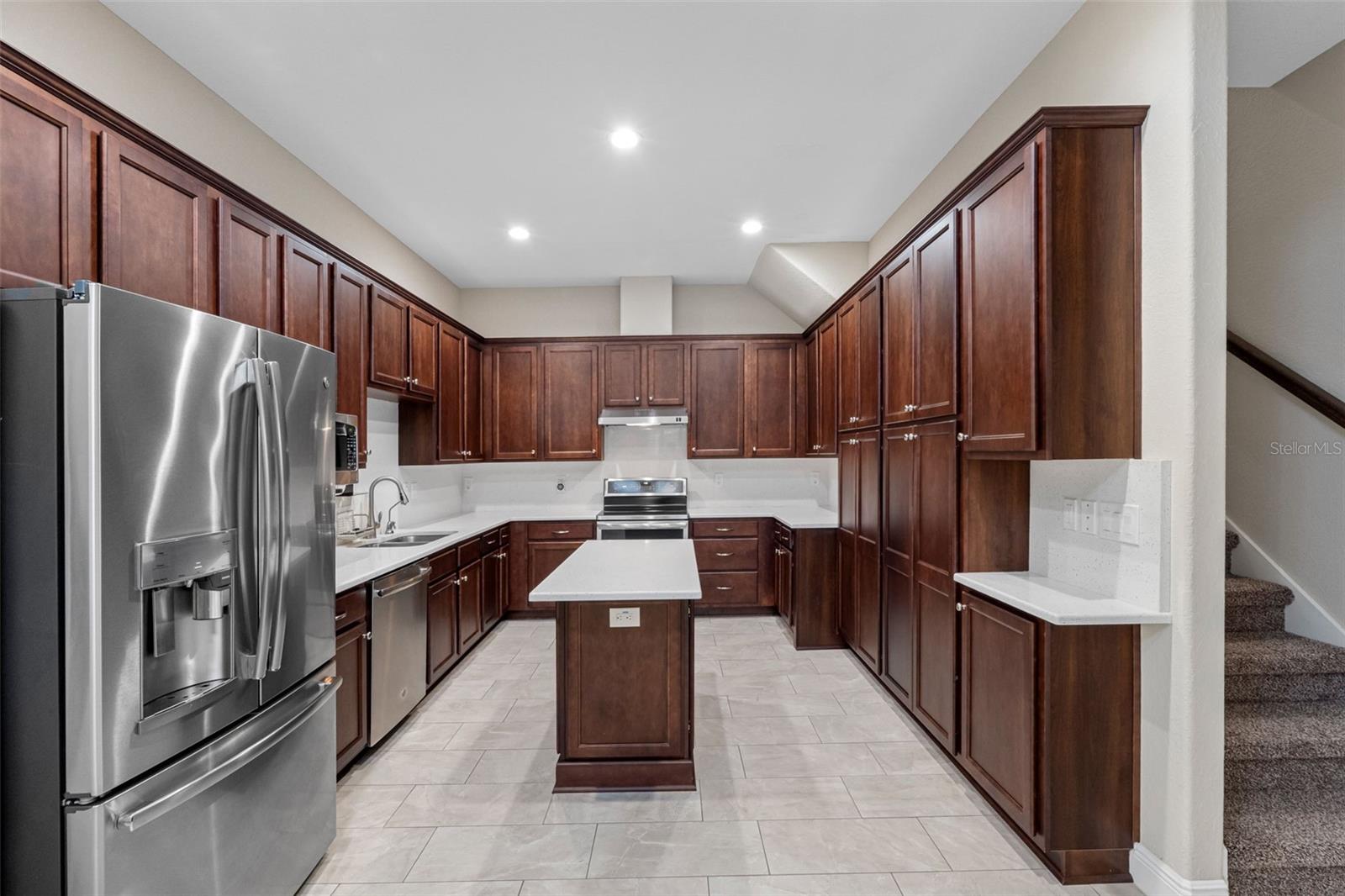 Image 6 of 62 For 29943 Ganga Way