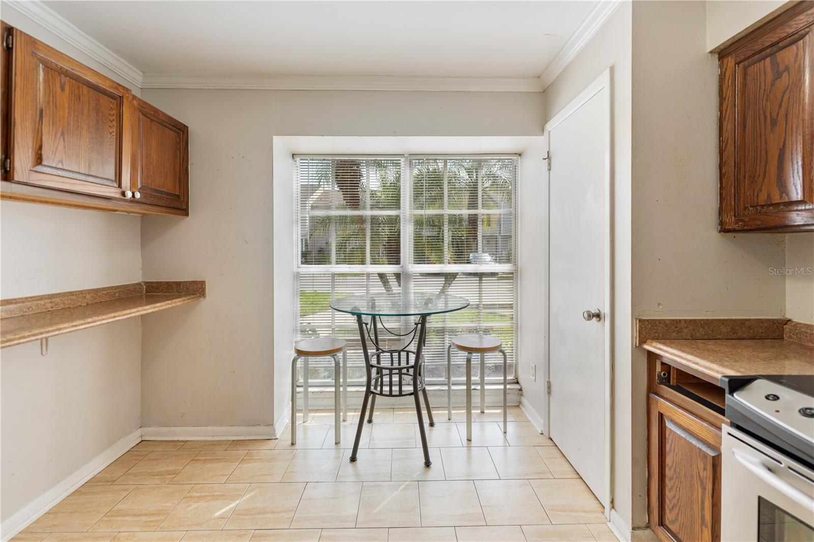 Image 11 of 42 For 16110 Rambling Vine Drive W