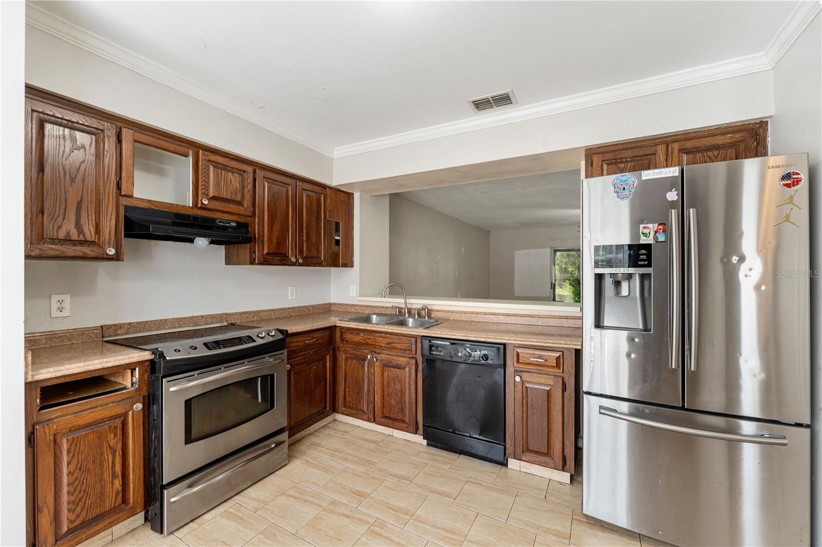 Image 12 of 42 For 16110 Rambling Vine Drive W