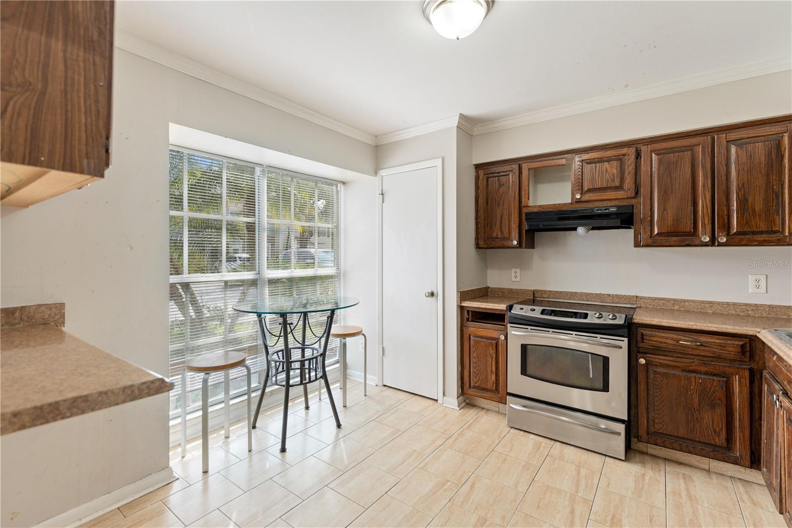 Image 13 of 42 For 16110 Rambling Vine Drive W