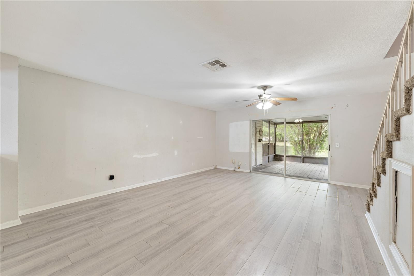 Image 17 of 42 For 16110 Rambling Vine Drive W