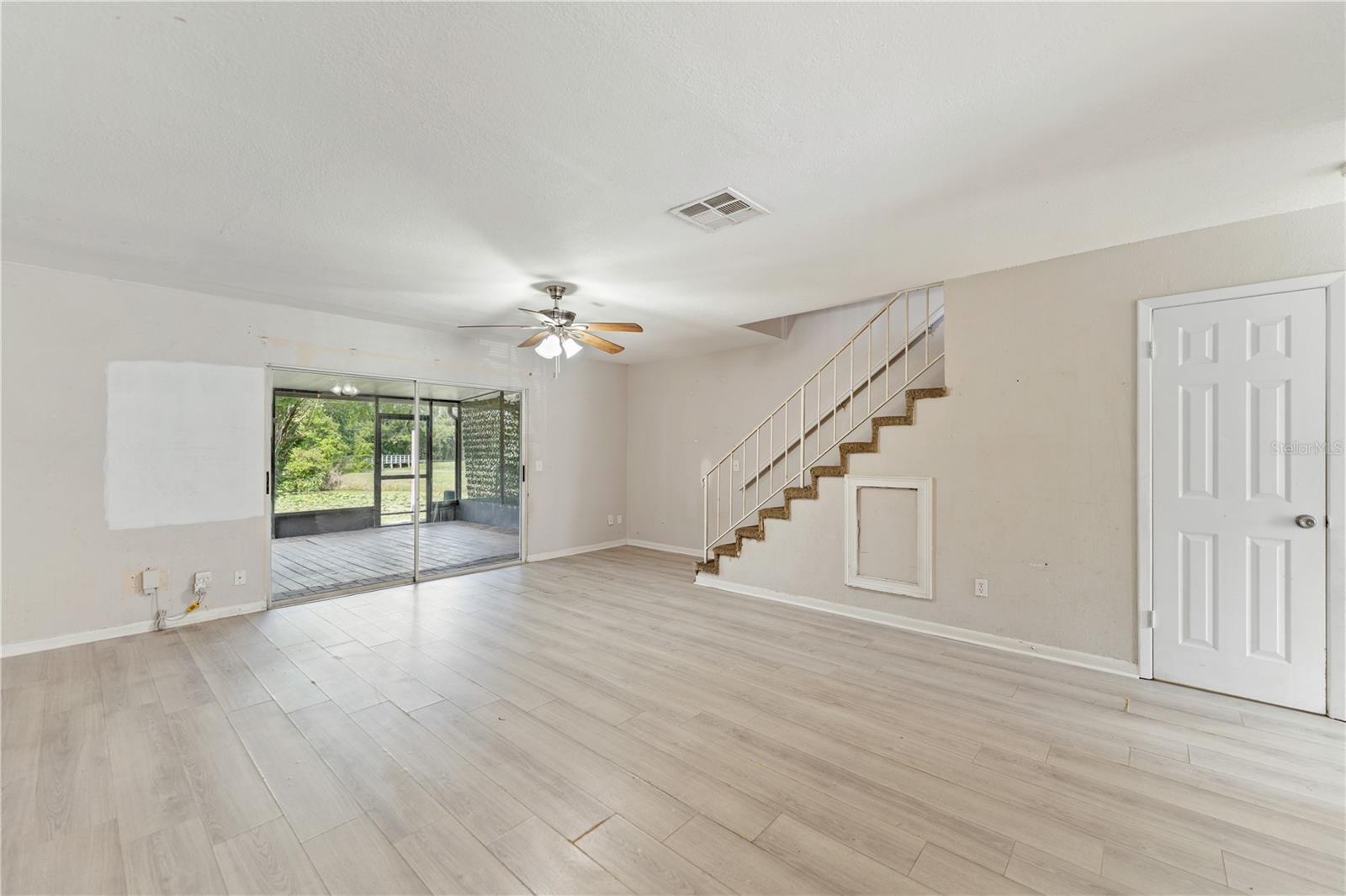 Image 18 of 42 For 16110 Rambling Vine Drive W