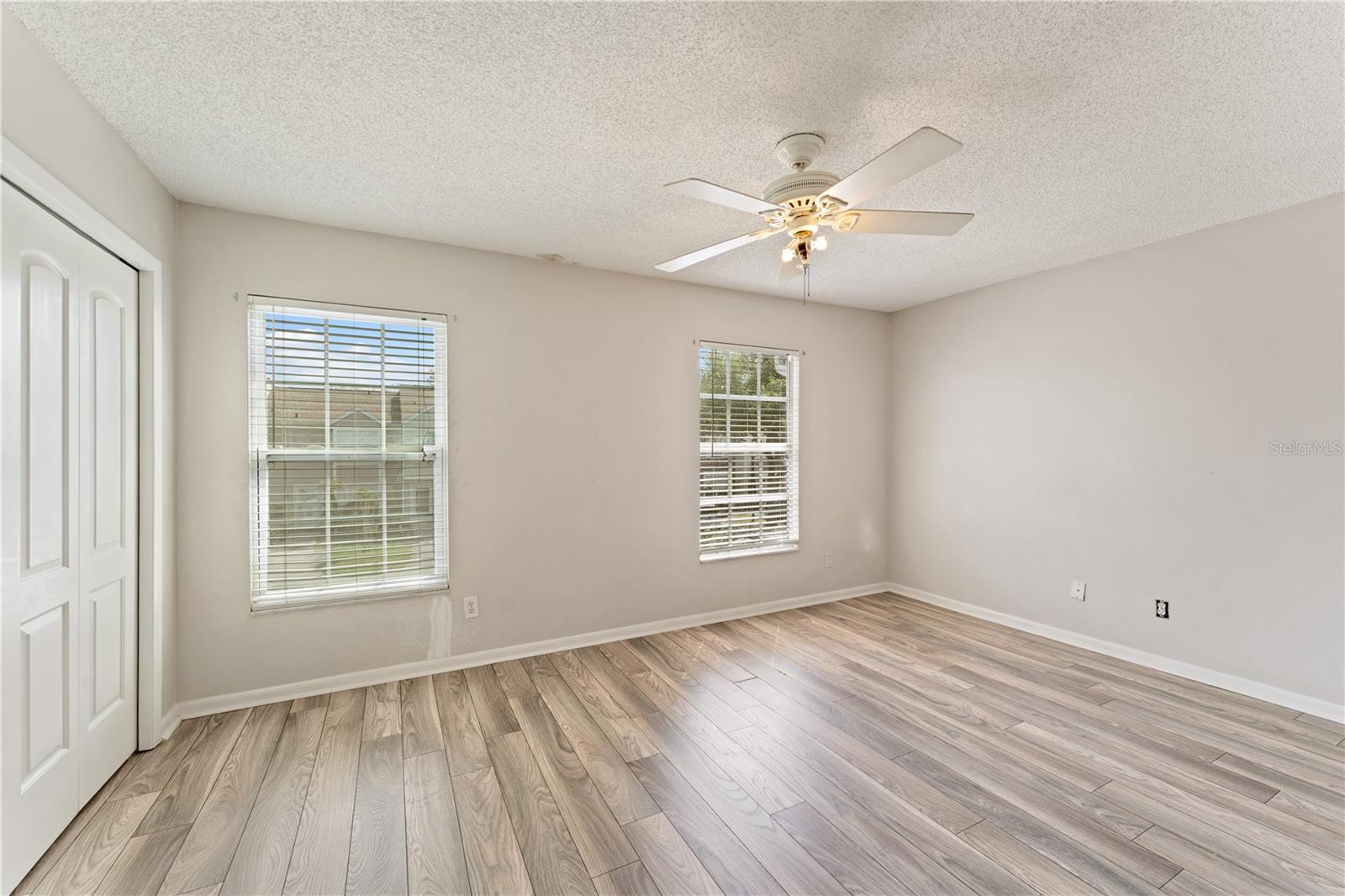 Image 23 of 42 For 16110 Rambling Vine Drive W