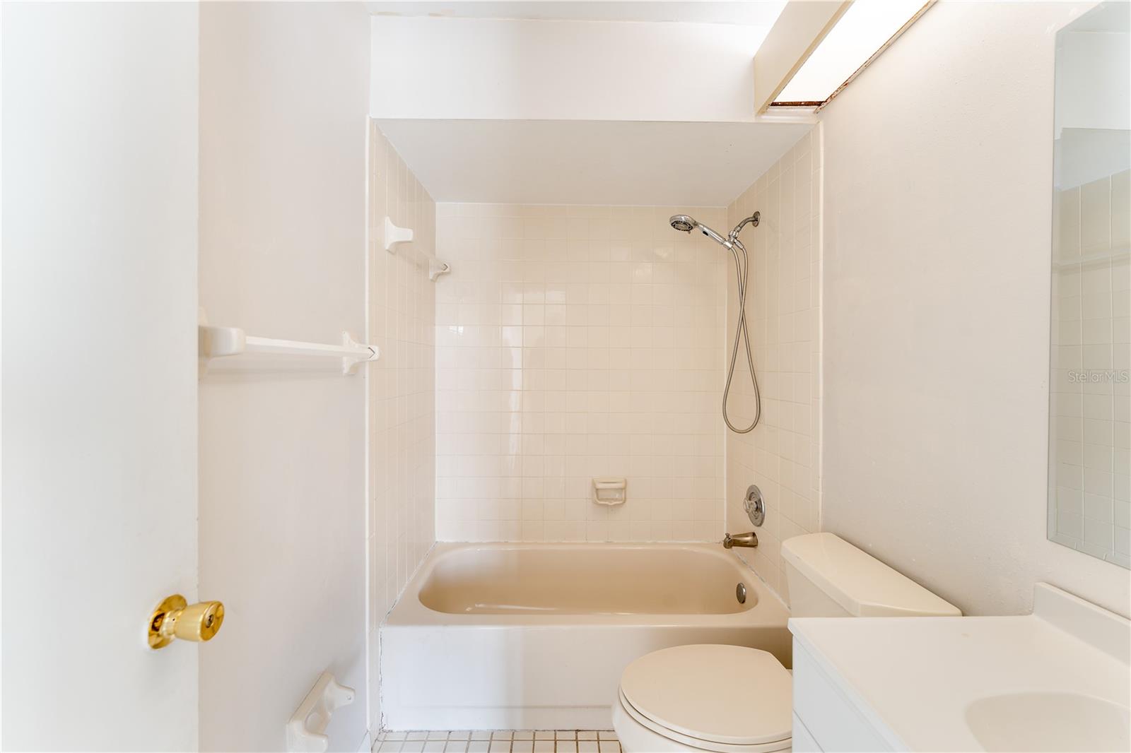 Image 28 of 42 For 16110 Rambling Vine Drive W