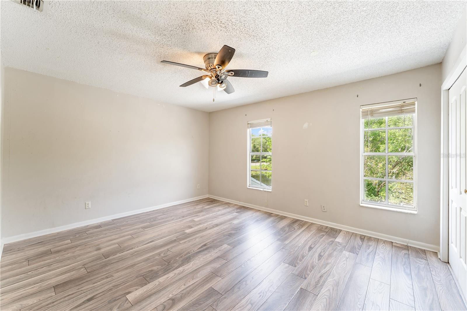 Image 29 of 42 For 16110 Rambling Vine Drive W