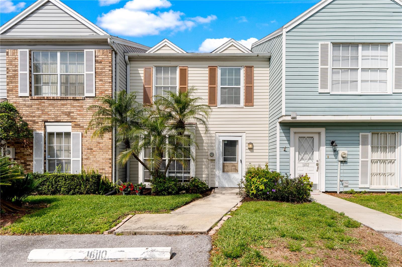 Image 8 of 42 For 16110 Rambling Vine Drive W