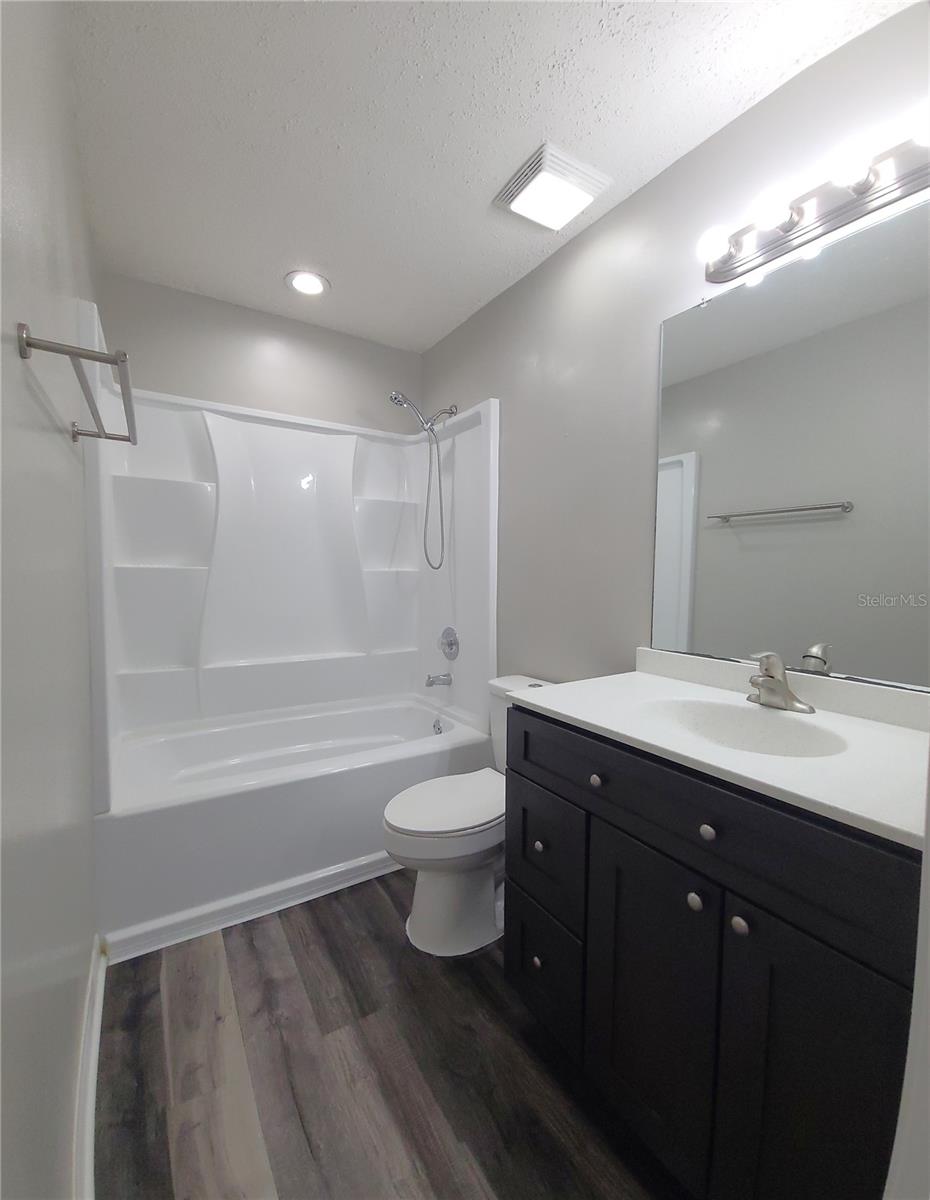 Image 17 of 29 For 5938 Birchwood Drive