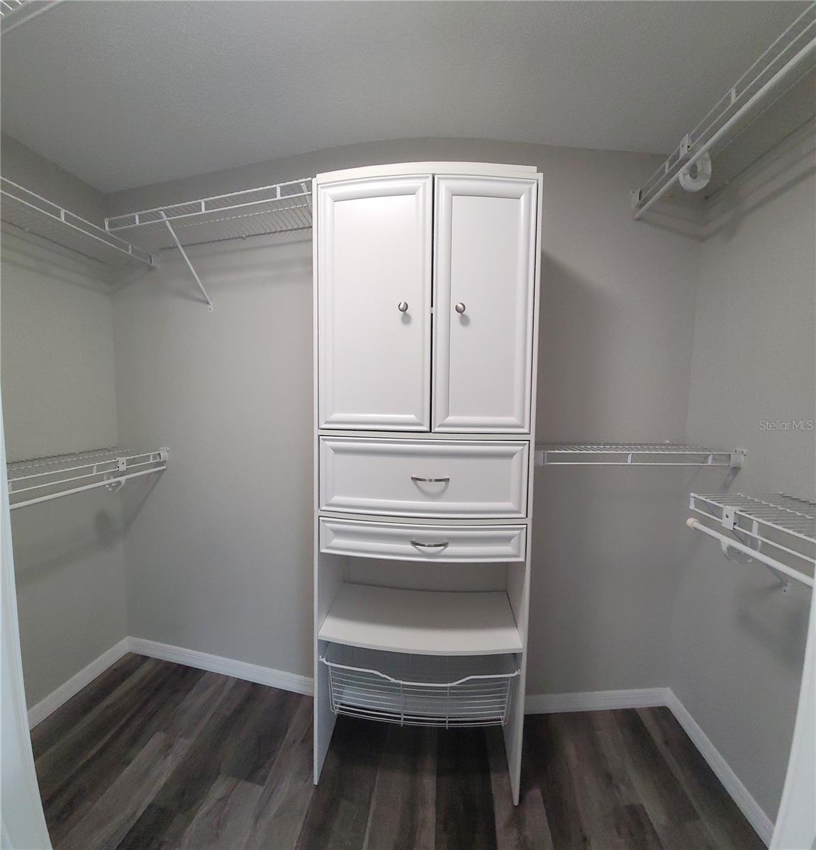 Image 23 of 29 For 5938 Birchwood Drive