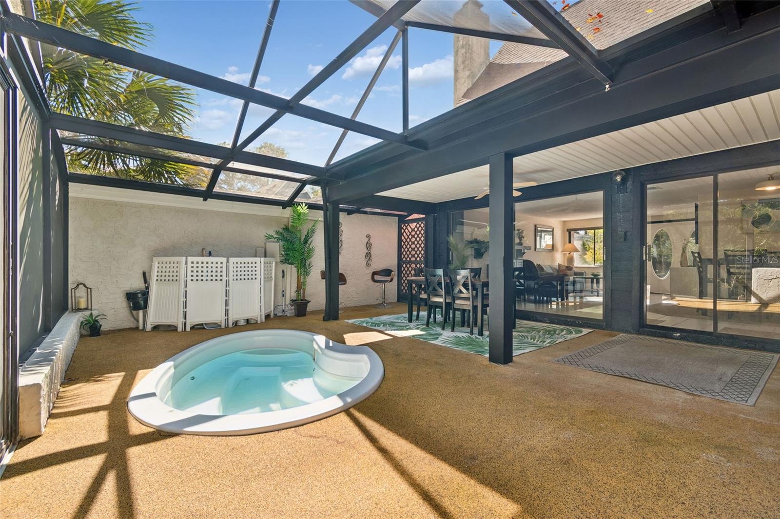 Image 42 of 67 For 7501 Woodbox Row