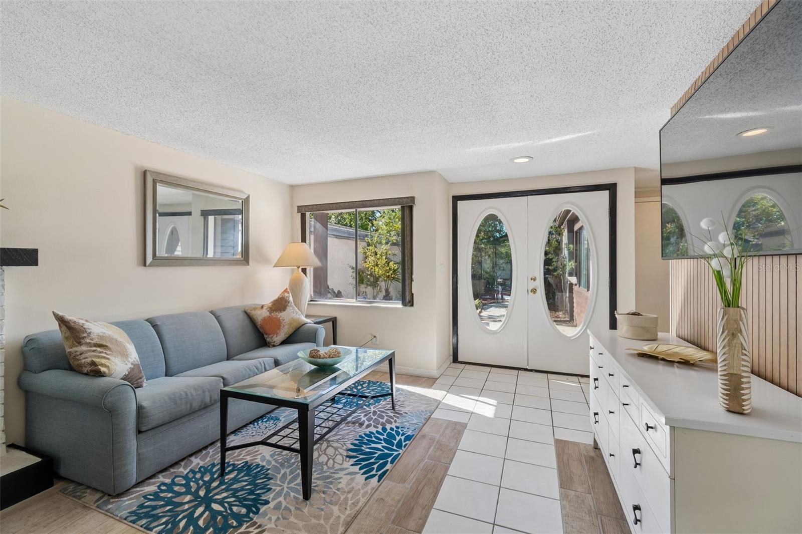 Image 8 of 67 For 7501 Woodbox Row