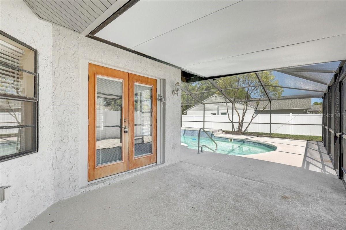 Image 10 of 70 For 1604 Southwind Drive