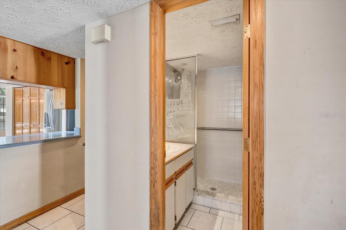 Image 33 of 70 For 1604 Southwind Drive