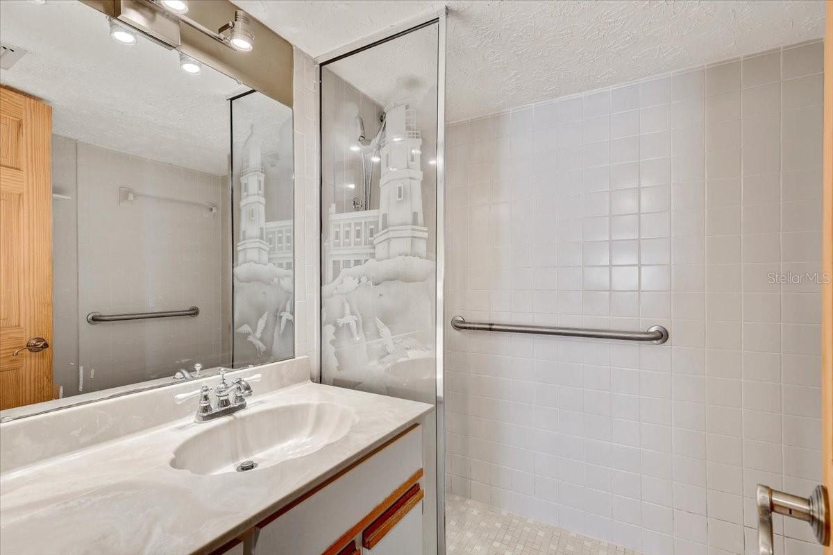 Image 34 of 70 For 1604 Southwind Drive