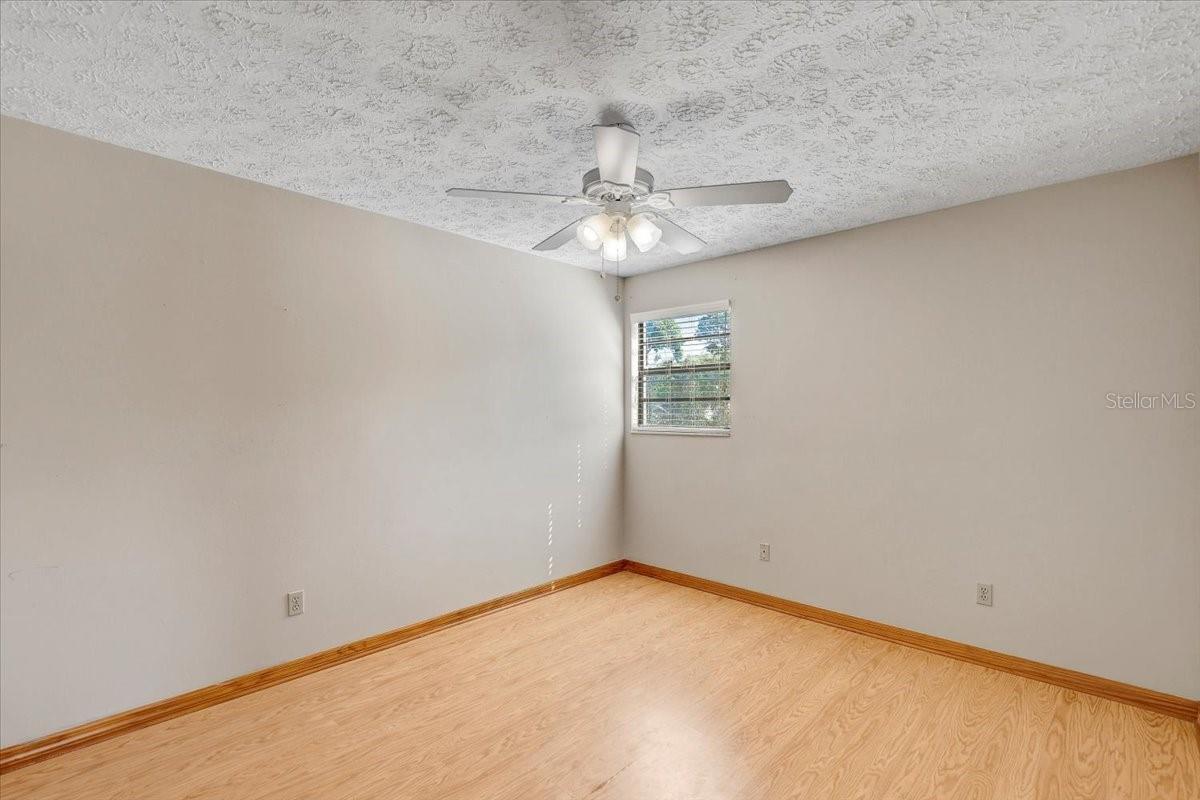 Image 38 of 70 For 1604 Southwind Drive