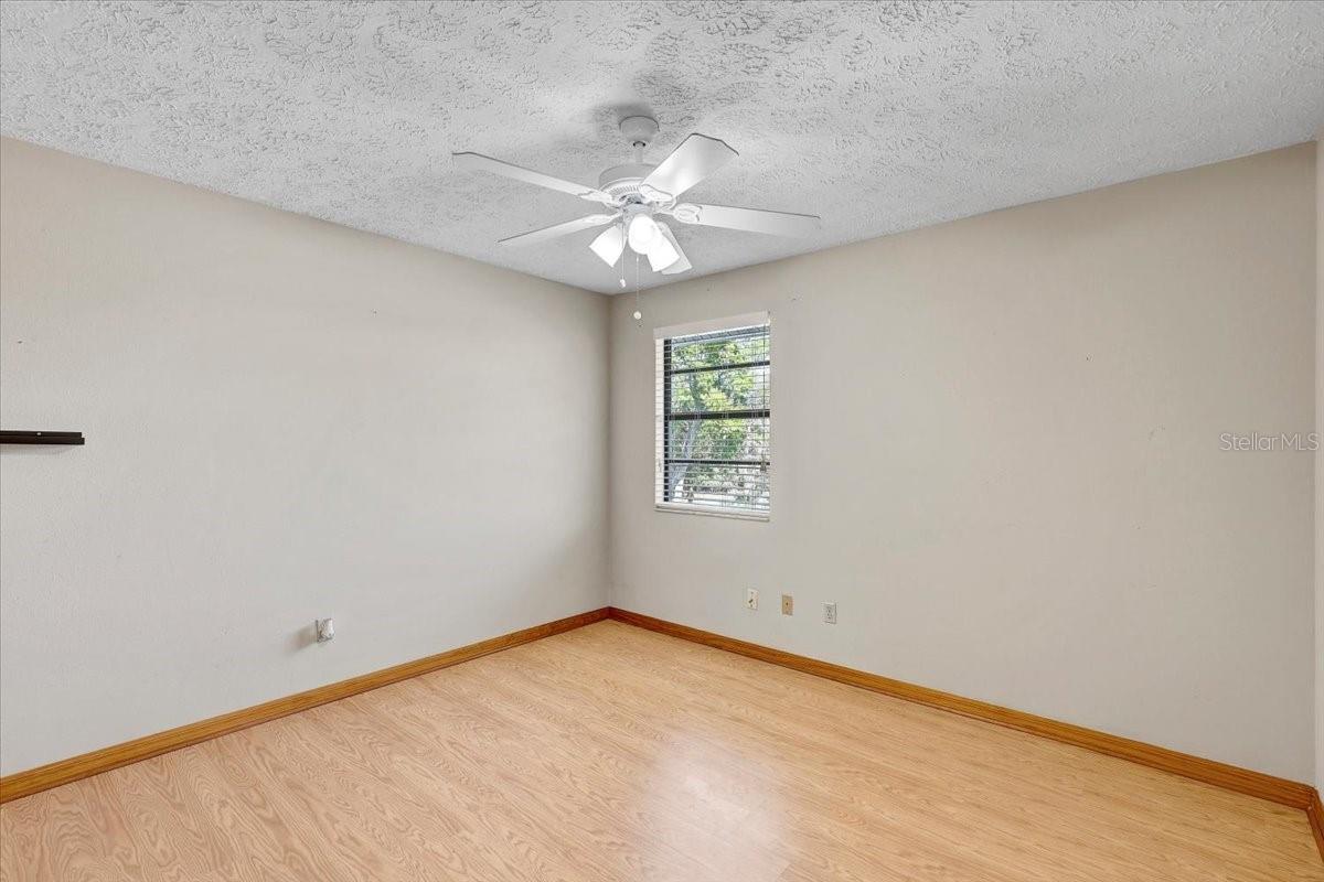 Image 39 of 70 For 1604 Southwind Drive