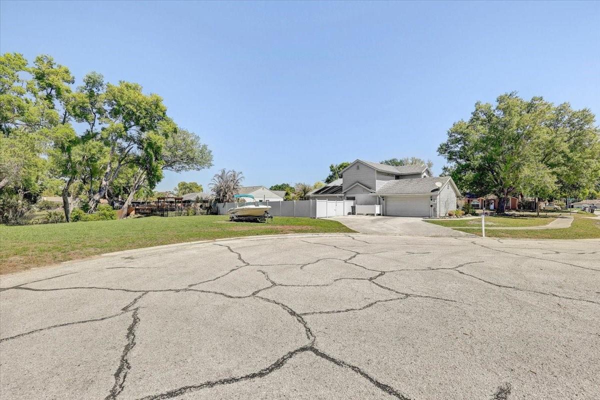 Image 63 of 70 For 1604 Southwind Drive