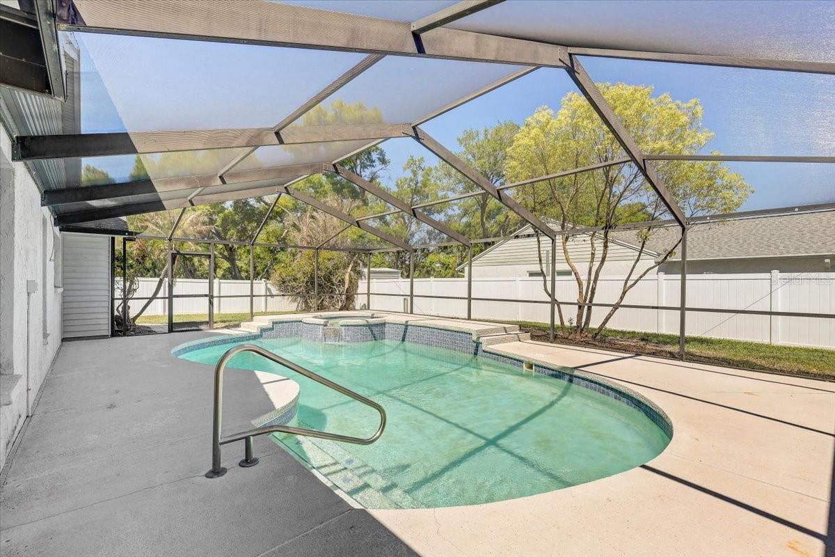 Image 9 of 70 For 1604 Southwind Drive