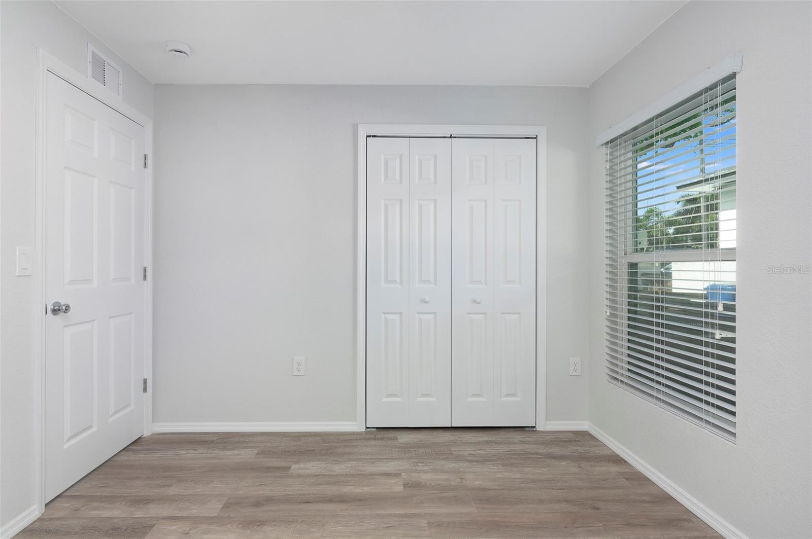 Image 14 of 15 For 454 21st Street N