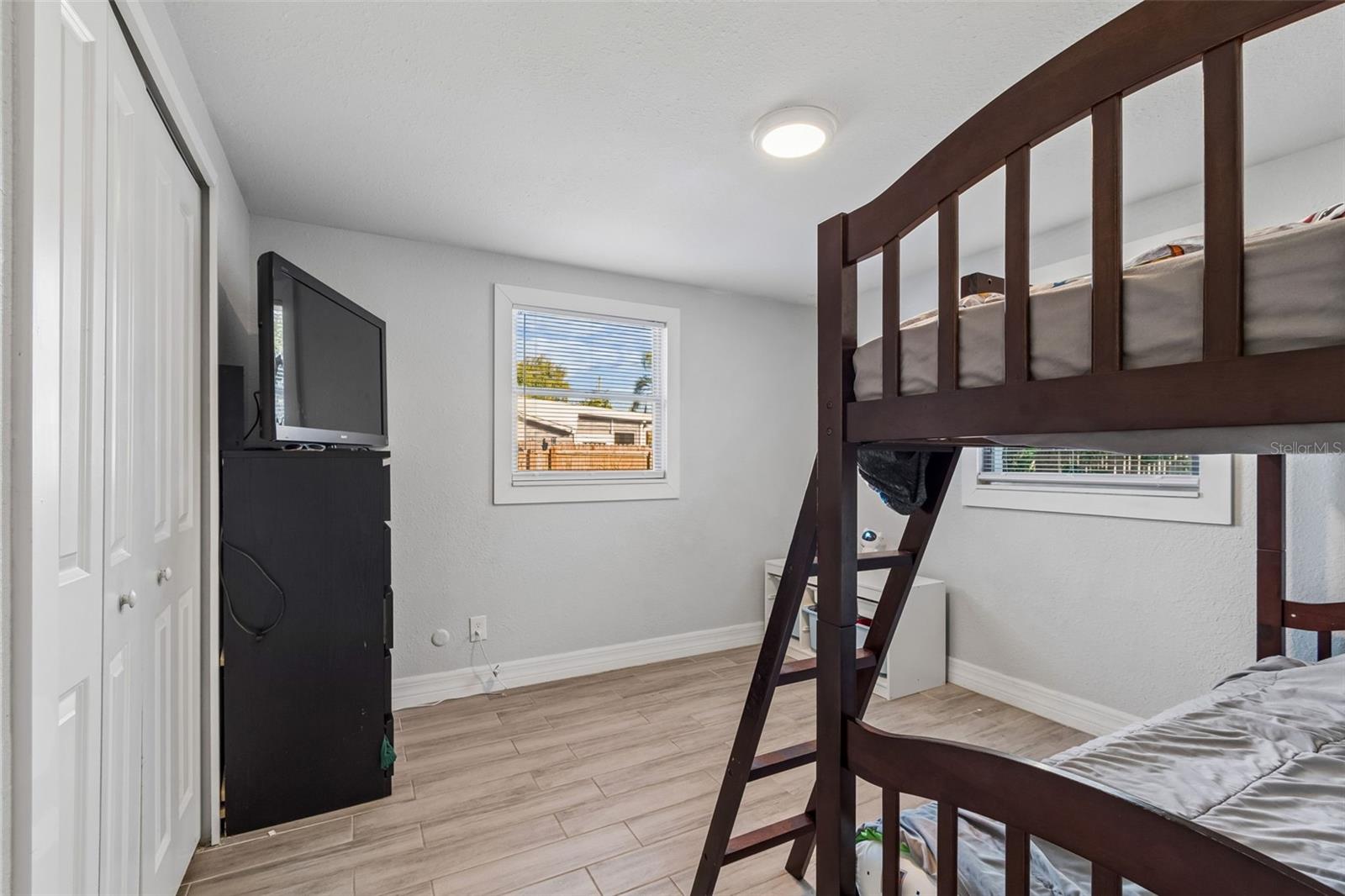 Image 24 of 47 For 8356 77th Avenue