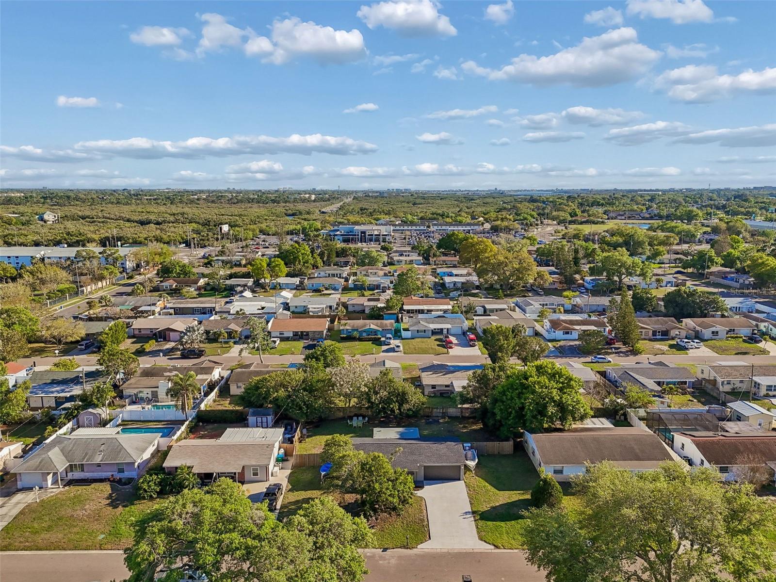 Image 36 of 47 For 8356 77th Avenue