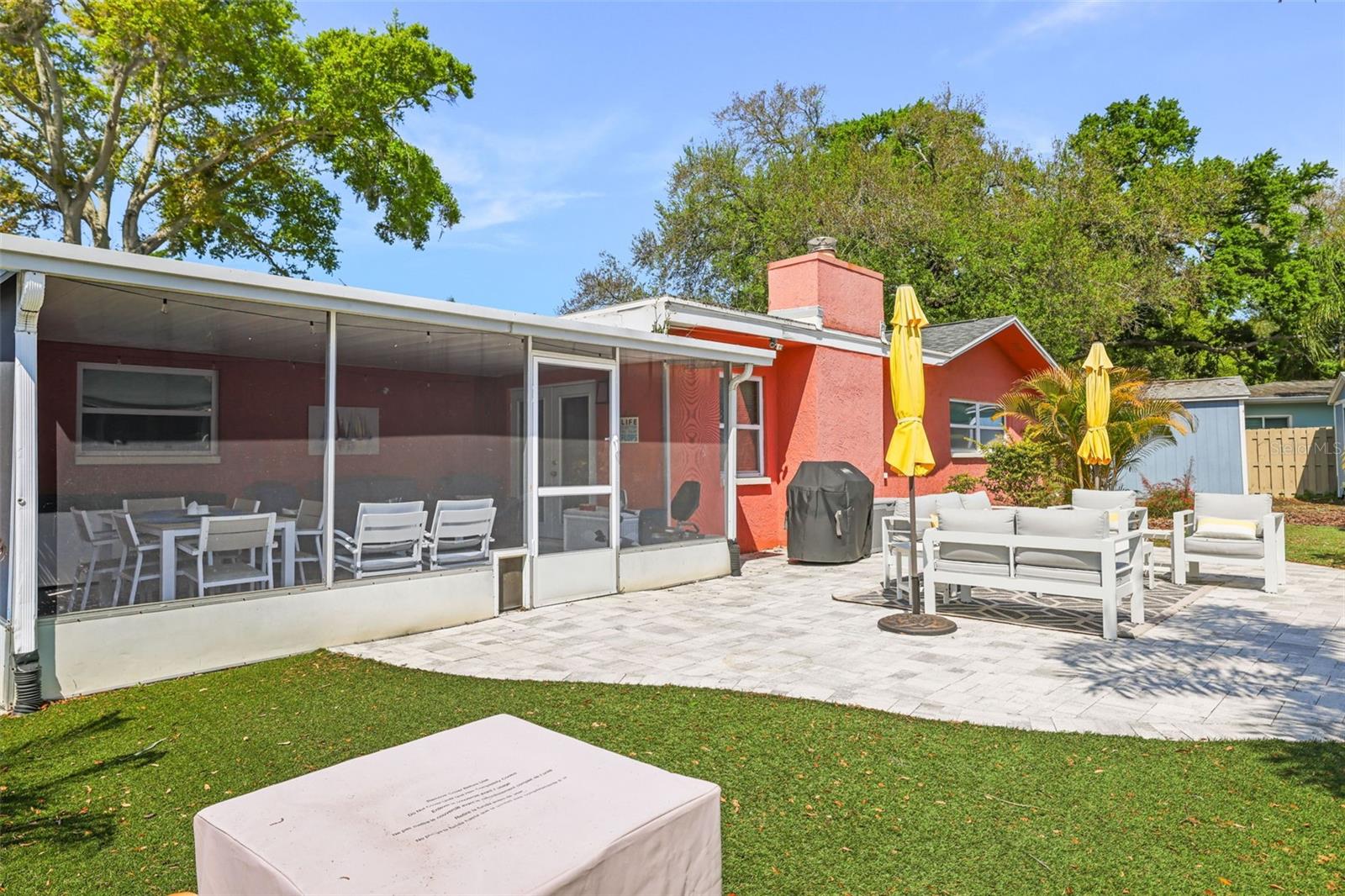 Image 30 of 52 For 985 Gulf View Boulevard